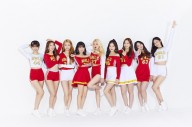 MOMOLAND アー写メイン